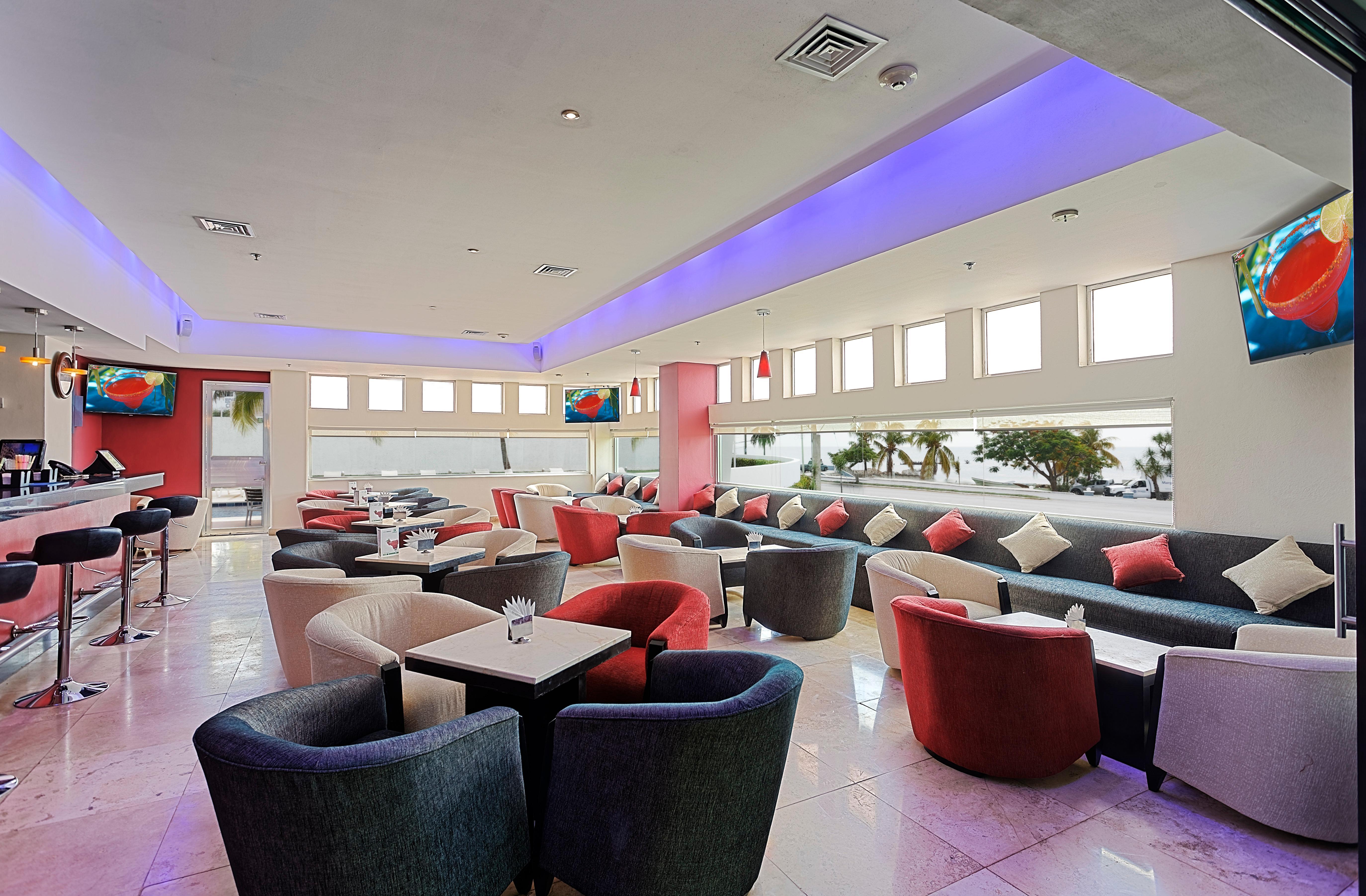 Holiday Inn Campeche By Ihg Exterior photo