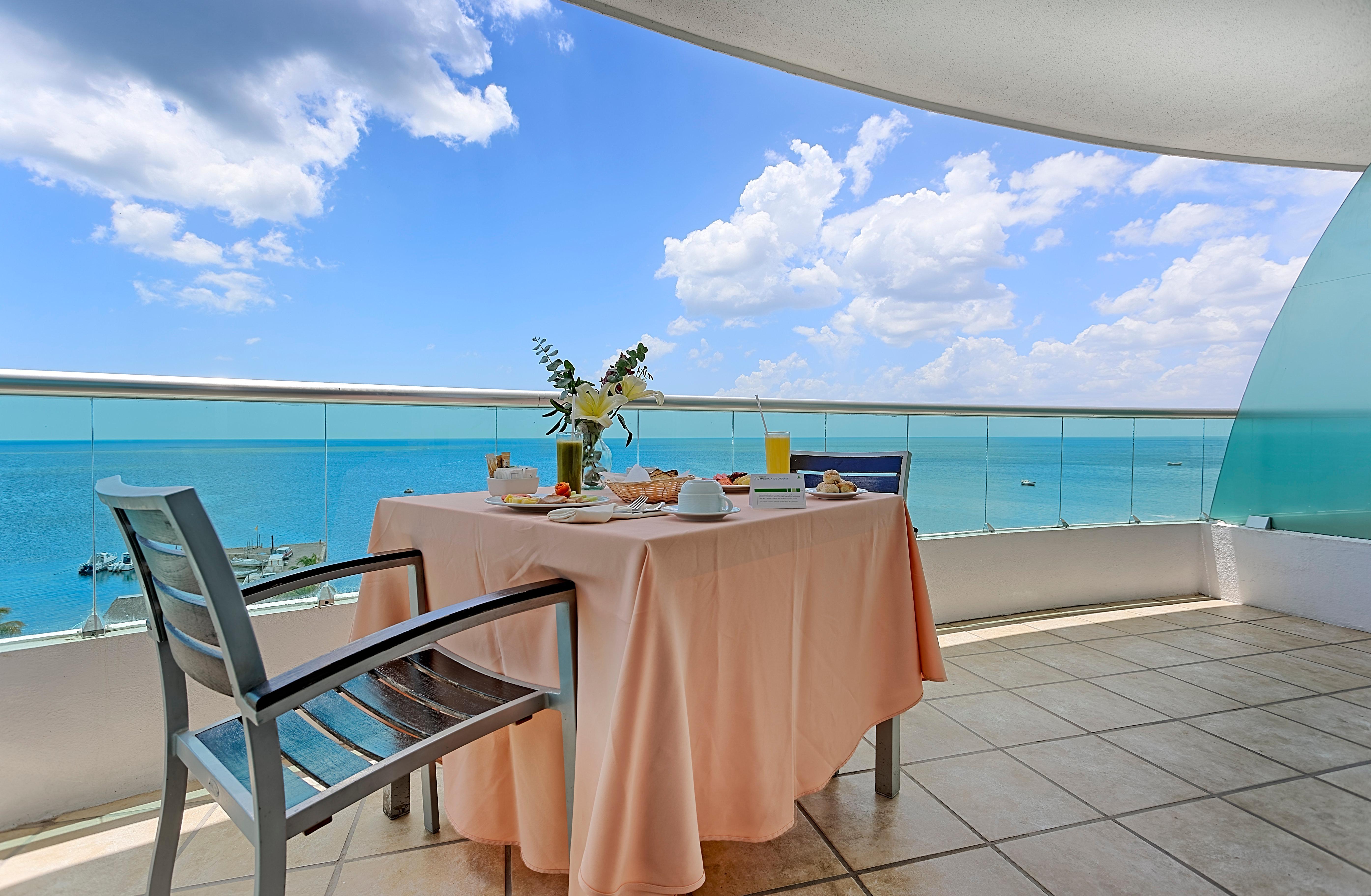 Holiday Inn Campeche By Ihg Exterior photo