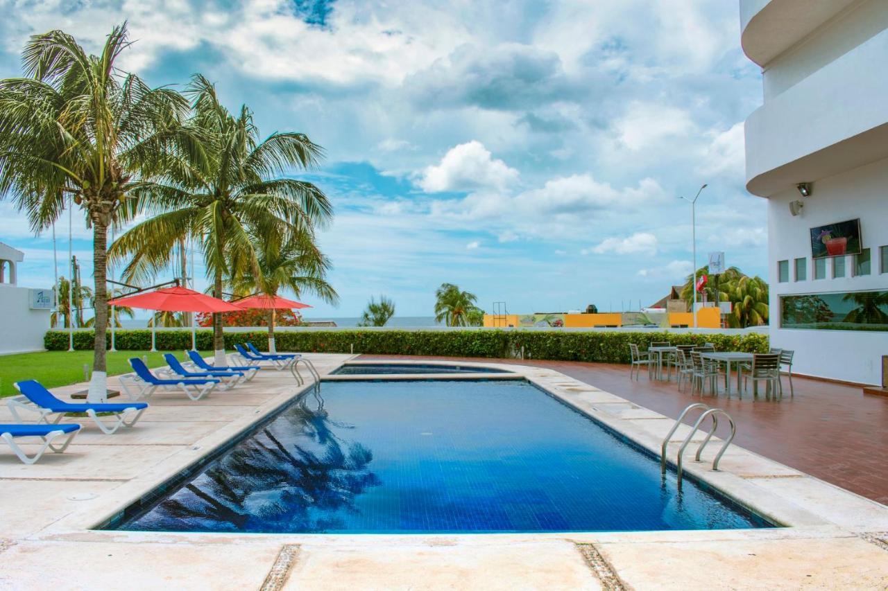 Holiday Inn Campeche By Ihg Exterior photo