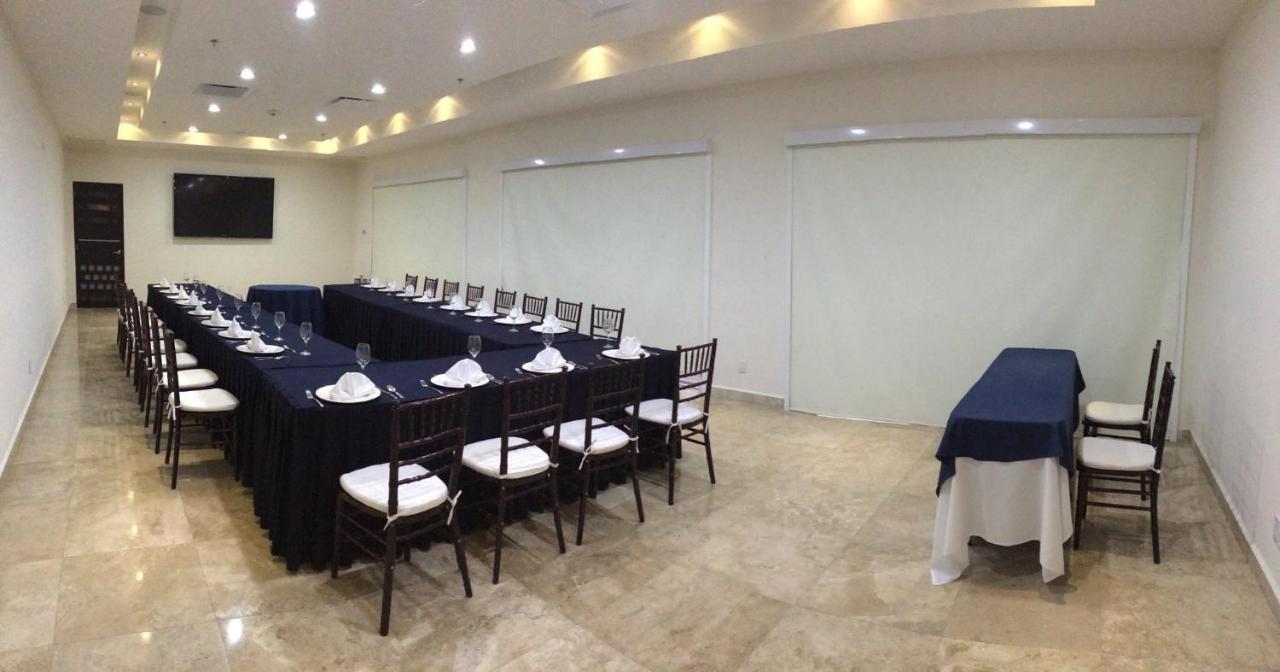 Holiday Inn Campeche By Ihg Exterior photo