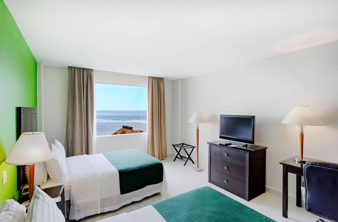 Holiday Inn Campeche By Ihg Exterior photo